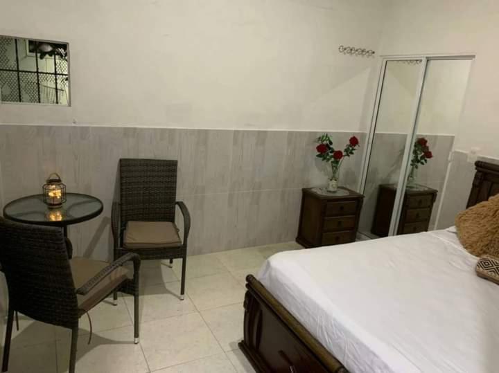 Hostal Marbella 47 Cartagena Exterior photo
